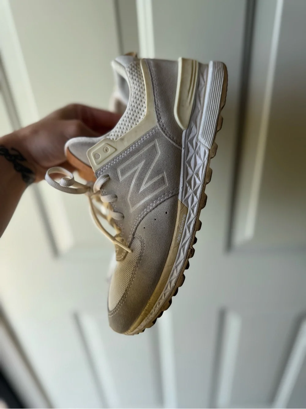 New Balance 574’s size 7.5